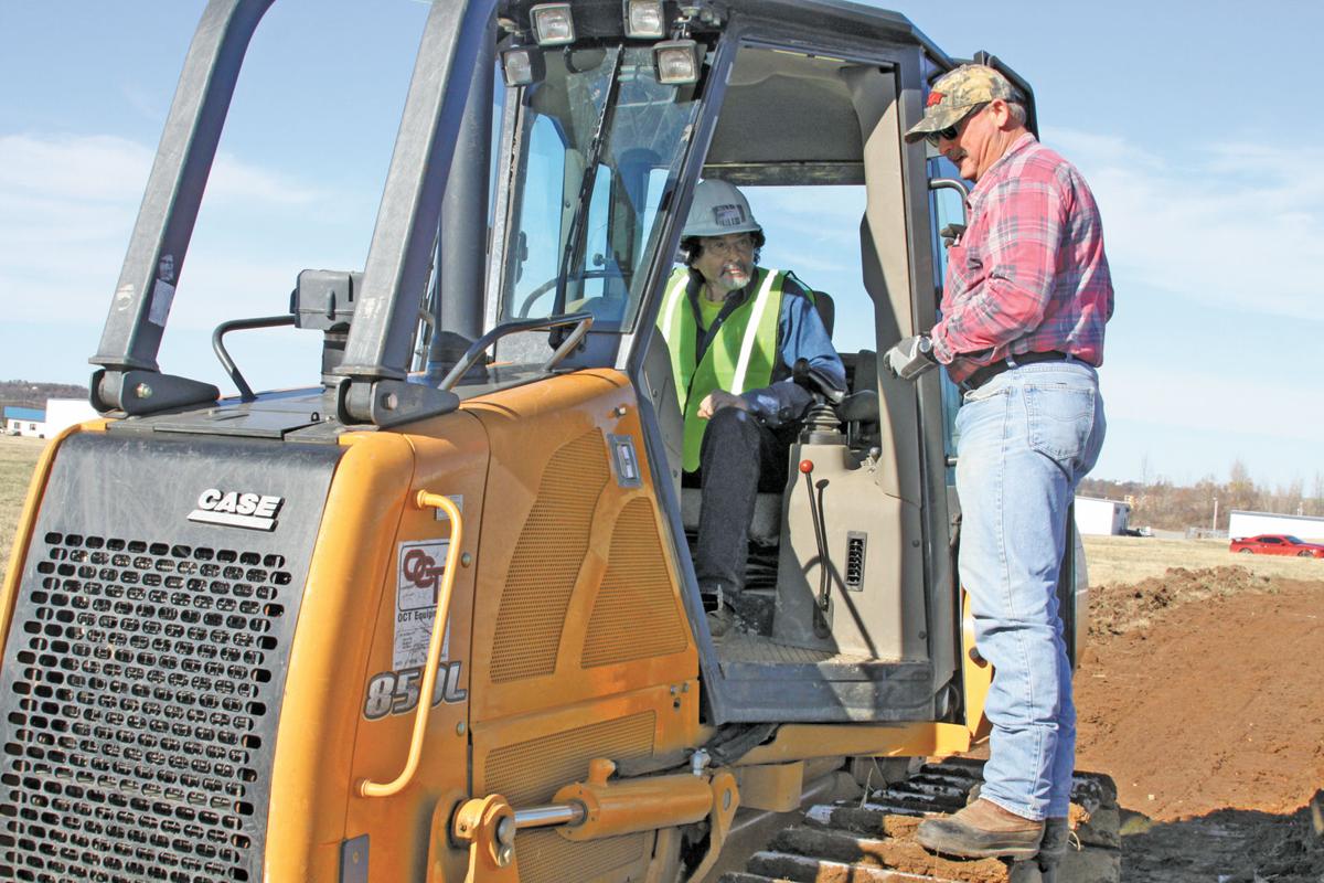 what does a heavy equipment operator do salary and jobs